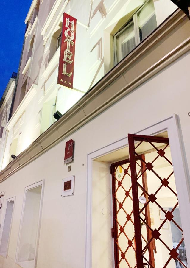 Hotel Bellevue Montmartre Parigi Esterno foto